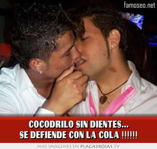 COCODRILO SIN DIENTES... SE DEFIENDE CON LA COLA !!!!!!